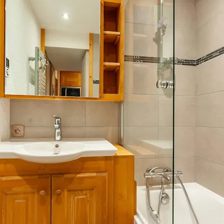 Apartment Ski-in/ski-out, Balcon, Divisible, Laitelet - Fr-1-355-26 Meribel